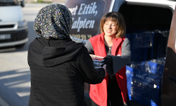 MERSİN BÜYÜKŞEHİR RAMAZAN RUHUNU SICAK YEMEKLERLE YURTTAŞLARA TAŞIYOR