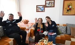 MERSİN BÜYÜKŞEHİR, “YAŞLI DESTEK HİZMETLERİ” İLE YAŞ ALMIŞLARIN EVİNDE BİR SES OLUYOR