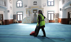 Yüreğir Belediyesi’nden İbadethanelerde Bayram Temizliği