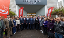 BAŞKAN SEÇER, CHP MERSİN İL BAŞKANLIĞI’NIN BAYRAMLAŞMA PROGRAMINA KATILDI