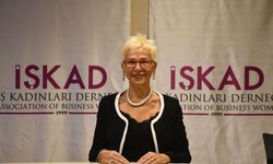 “Kadınlar artık öldürülmesin, ekonomide, karar mekanizmalarında daha çok kadın yer alsın”