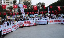 Beyaz Yürüyüş Üçüncü Gününde Adana’da: Hekimler Sağlık Hakkı, Barış ve Demokrasi İçin Yürüdü