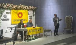 Eğitim Sen’den Sanatla Direnen Bir Buluşma: Şiir, Müzik ve Dayanışma Aynı Sahnedeydi