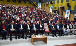 CHP Seyhan İlçe Örgütü, ilçedeki 96 mahallenin mahalle temsilcileriyle bir araya geldi