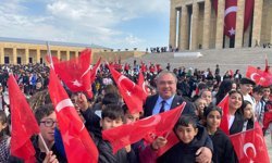 CHP’Lİ EVRİM KARAKOZ’DAN 23 NİSAN MESAJI: “MİLLET İRADESİNDEN ASLA TAVİZ VERMEYECEĞİZ”