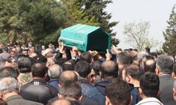 Kahramanmaraş’taki okul saldırısında hayatını kaybedenler toprağa veriliyor