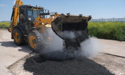 Ceyhan Belediyesi’nden Yol ve Kaldırımlarda Yoğun Mesai