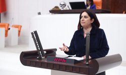Sevilay Çelenk’ten TBMM’de Sert Eleştiri: “Çocukları Koruyamayan Süreçleri Konuşamıyoruz”