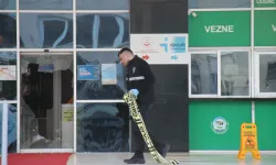 Antalya’da belediye binasına silahlı saldırı: Şüpheli yakalandı