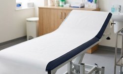 Muayene Masa Örtüsü Seçimi Neden Önemli?