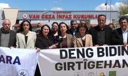 Hatimoğulları: “Kayyum Yasası Lağvedilmeli, Seçilmişler Görevlerine İade Edilmeli”