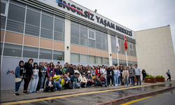 MERSİN BÜYÜKŞEHİR ENGELSİZ YAŞAM MERKEZİ’NDE ÖĞRENCİLER AYRIMCILIĞA KARŞI ORTAK MESAJ VERDİ
