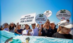 Temiz bir şehirde, temiz bir denizle, temiz bir sahilde yaşamak istiyoruz