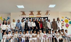 MİNİKLER ANNELERİNE SEVGİYİ OYUNLARLA ANLATTI