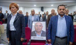 Seyhan Belediye Meclisi’nde Merhum Metin Erdoğan Anıldı