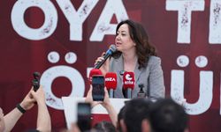 Gül Çiftçi’den Oya Tekin Mesajı: “Seyhan Halkının İradesi Teslim Alınamaz”
