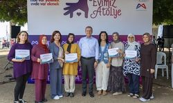 BAŞKAN SEÇER İLE MERAL SEÇER, EVİMİZ ATÖLYE PROJESİNİN ÜRETEN KADINLARIYLA BULUŞTU