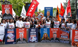 Öğretmenlerden MEB önünde ortak eylem: “Sözler tutulmazsa 14 Haziran’da Ankara’ya gelip dönmeyeceğiz”