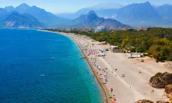 Antalya’da Dumansız Sahil Dönemi Başlıyor