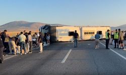 İstanbul-Kuşadası Seferini Yapan Yolcu Otobüsü Devrildi: 31 Yaralı