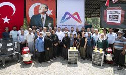 MERSİN BÜYÜKŞEHİR’DEN MEZİTLİ’DE ÜRETİCİYE ÇOK YÖNLÜ TARIMSAL DESTEK