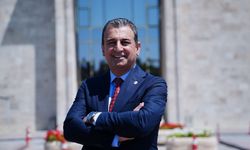 İletişim Başkanlığı 7 Ayda 3,5 Milyar Lira Harcadı: Her Gün 587 Asgari Ücretlinin Maaşı