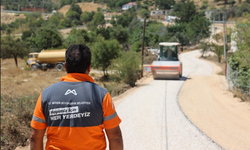 MERSİN BÜYÜKŞEHİR’DEN BALANDIZ’DAKİ ÜRETİCİ YOLUNA DESTEK