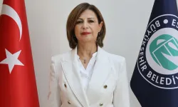 Ayşe Ünlüce CHP'den istifa etti: Eskişehir Büyükşehir Belediyesi YENİ Parti'ye geçti