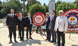 Yeni Parti Adana’da 30 Ağustos Zafer Bayramı’nı Kitlesel Kutladı