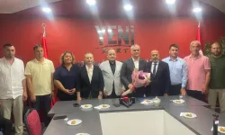 Mustafa Bıyık Yeni Parti’ye katıldı: 9 meclis üyesi de rozet taktı