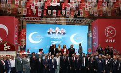 MHP Adana’da 57 yıl sonra aynı salonda: Hakan Yıldırım güven tazeledi