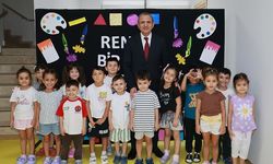 TARIK ÖZÜNAL’DAN MİNİK YÜREKLERE YENİ EĞİTİM YILI ZİYARETİ
