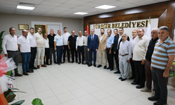 Yüreğir’de muhtarlar mahallelerin taleplerini belediyeye taşıdı