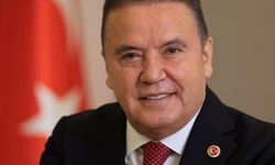 Muhittin Böcek cezaevinden mektup gönderdi: “Şantaja, kumpasa boyun eğmeden çalıştım”
