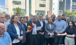 Mustafa Özbay, Mersin’de belediye başkanları ve kamu emekçilerinin tutuklanmasına tepki gösterdi