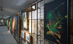 Tarsus’ta Vitrinler Sanat Galerisine Dönüştü: Sanat Sokaklara Taşındı