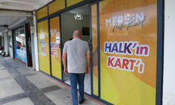 BÜYÜKŞEHİR’İN ‘HALK KART’ UYGULAMASI YÜZLERİ GÜLDÜRÜYOR