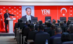 Özgür Özel: “Trump’ı Türkiye’de Seven Tek Kişi Ülkeyi Yönetiyor”