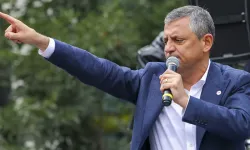 Özgür Özel’den Erdoğan’a mahrem görüntü tepkisi: “O şarlatanı ya sen durdur ya biz durduracağız”