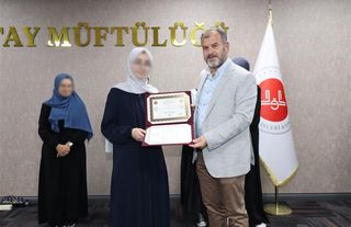 Karatay Müftülüğünden Kadın hafızların fotoğraflarına buzlama