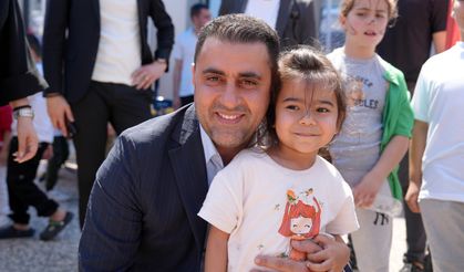Emrah Kozay: Tüm dünya çocuklarının 23 Nisan Ulusal Egemenlik ve Çocuk Bayramı'nı kutluyorum