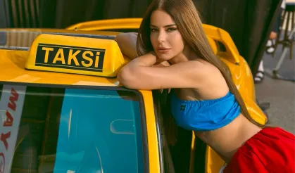 Simge’den yeni sürpriz: 'Taksi' yayında!