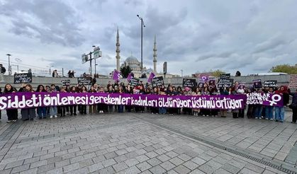 “Bizi Sizden Kim Koruyacak?”: İstanbul'da Kadınlar Zincir Oldu, Adalet İstedi
