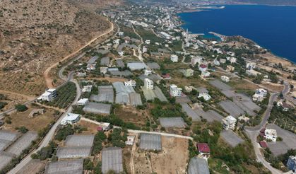 “Aydıncık’ta yaklaşık 40 kilometrelik asfaltımızın tamamını bu yıl yetiştireceğiz”