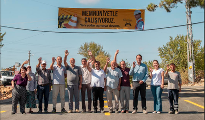 Gülnar’da üreticilerin kullandığı Bulgara Caddesi yenilendi: 1.100 metreye yaklaşık 2 bin ton asfalt