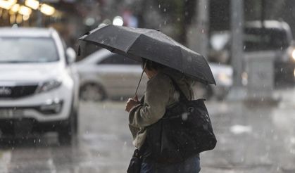 Meteoroloji 12 İl İçin Uyardı: Kuvvetli Sağanak, Sel ve Dolu Riski