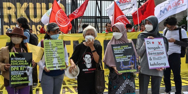 Endonezya evlilik dışı cinsel ilişkiyi yasaklayan yasayı onayladı