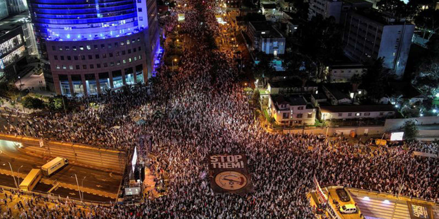 Tel Aviv'de İsrail'in yargı reformuna karşı protestolar 20.haftasında