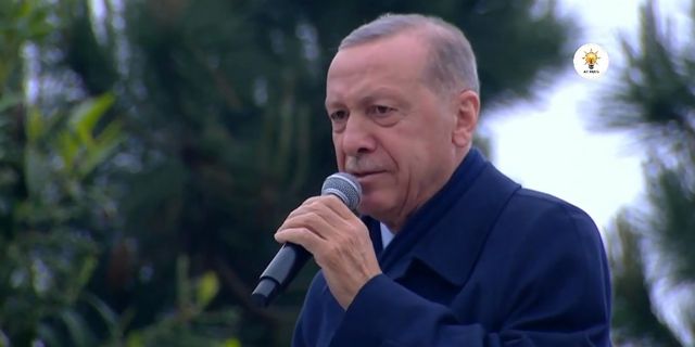 Cumhurbaşkanı Erdoğan, Kısıklı'da halka hitap ediyor...