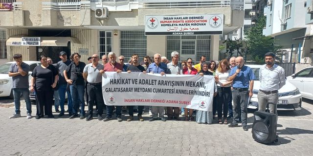 Adana İHD 964. Hafta Açıklamasında: “Tüm kayıplarımız için adalet istemekten vazgeçmeyeceğiz” dedi